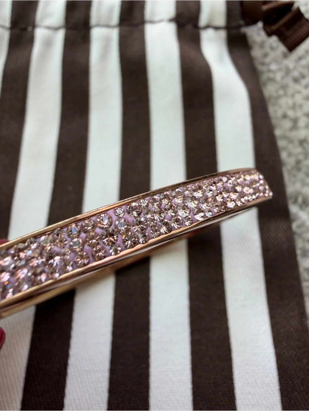 Henri Bendel New York Pink Crystal Pavé Rose Gold Tone Hinged Bangle Bracelet